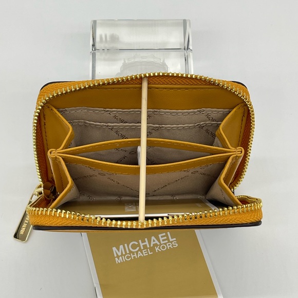 Michael Kors Medium ZA Card Case Wallet Marigold - Picture 5 of 7